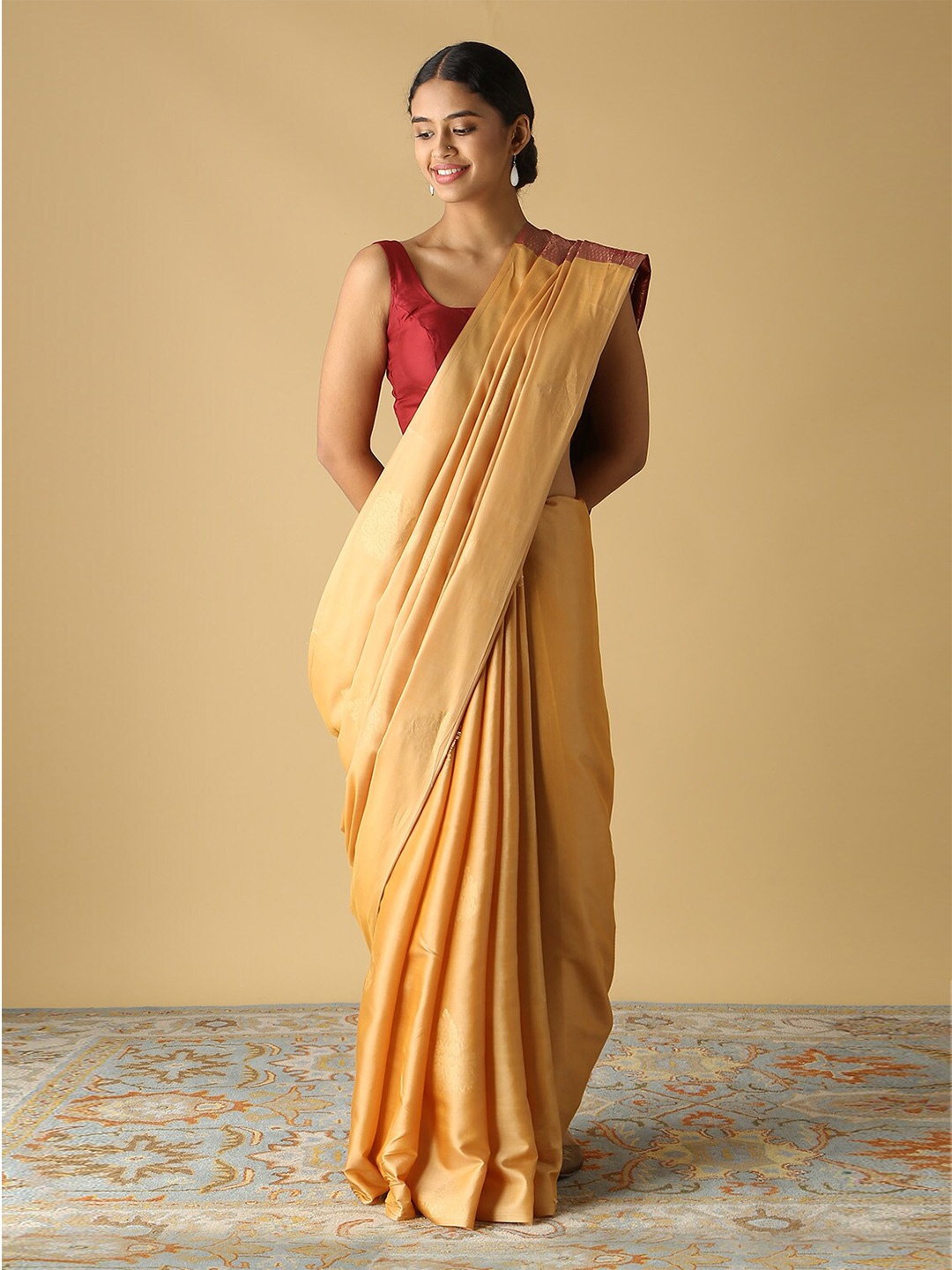 

Taneira Ethnic Woven Design Zari Saree, Gold