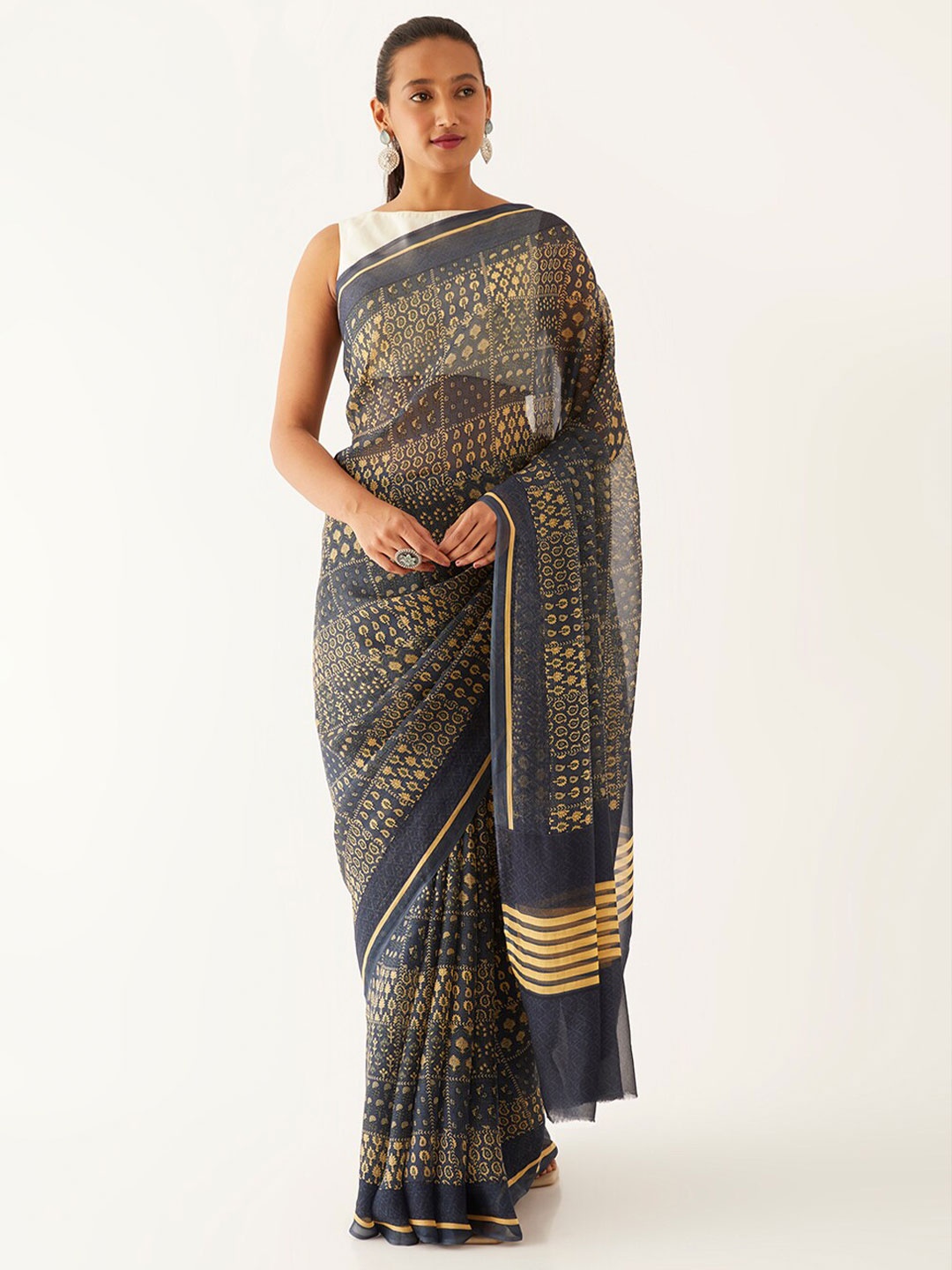 

Taneira Ethnic Motifs Printed Saree, Blue