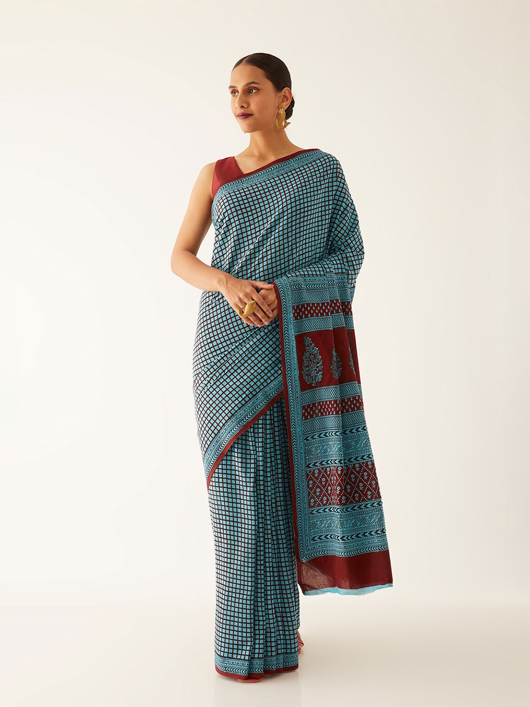 

Taneira Checked Pure Cotton Bagh Saree, Blue