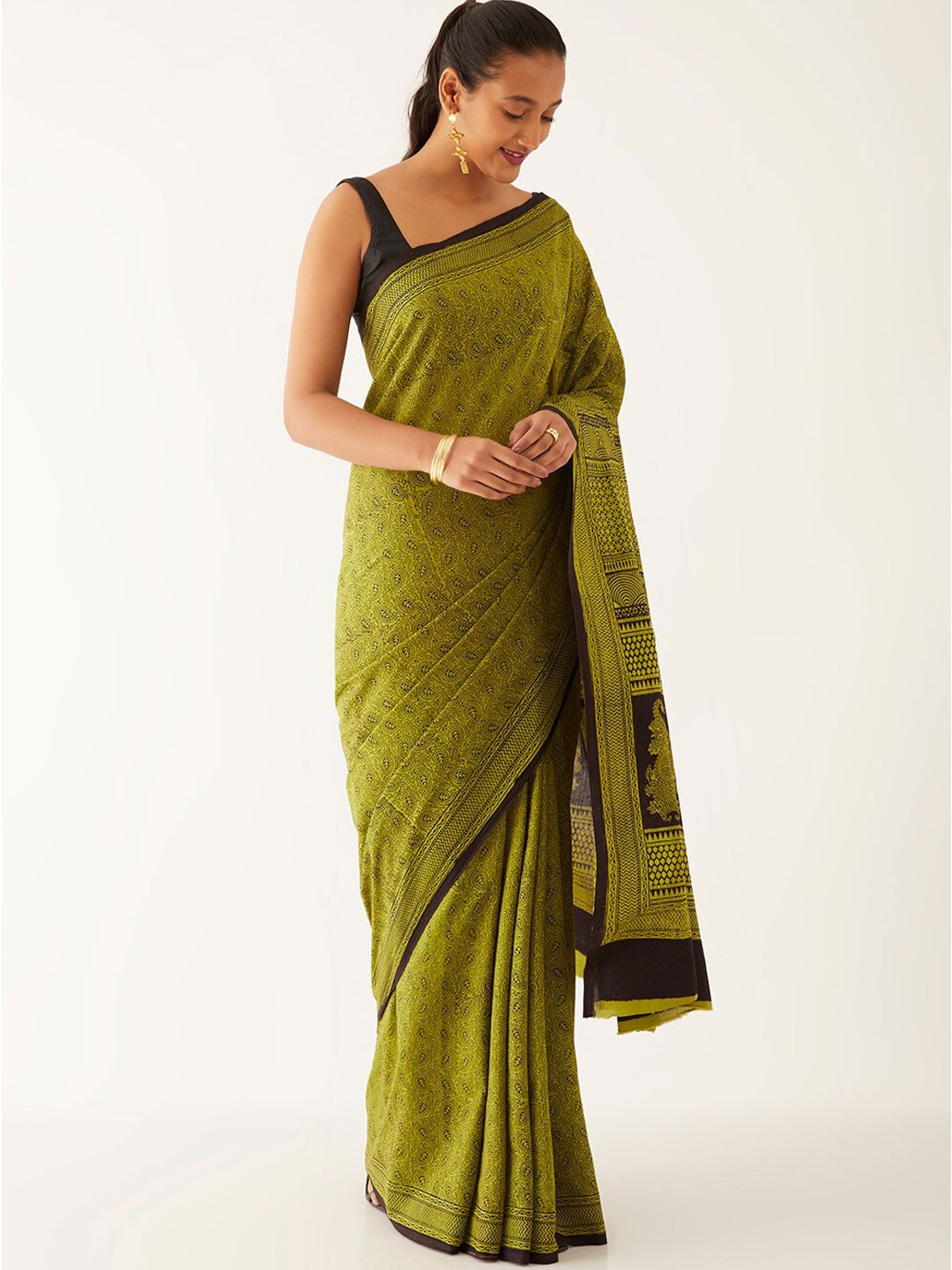 

Taneira Ethnic Motifs Printed Pure Cotton Bagh Saree, Green