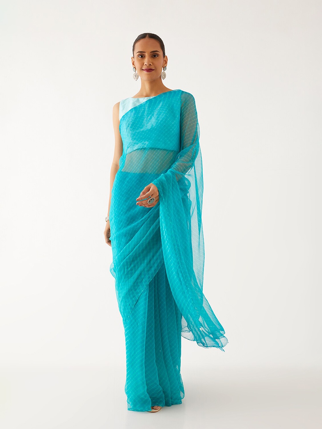 

Taneira Striped Pure Georgette Saree, Blue