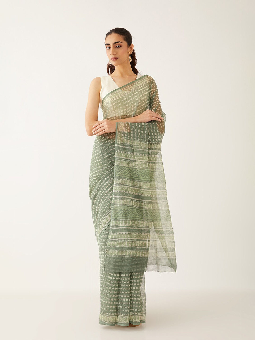 

Taneira Ethnic Printed Pure Cotton Bagru Saree, Green