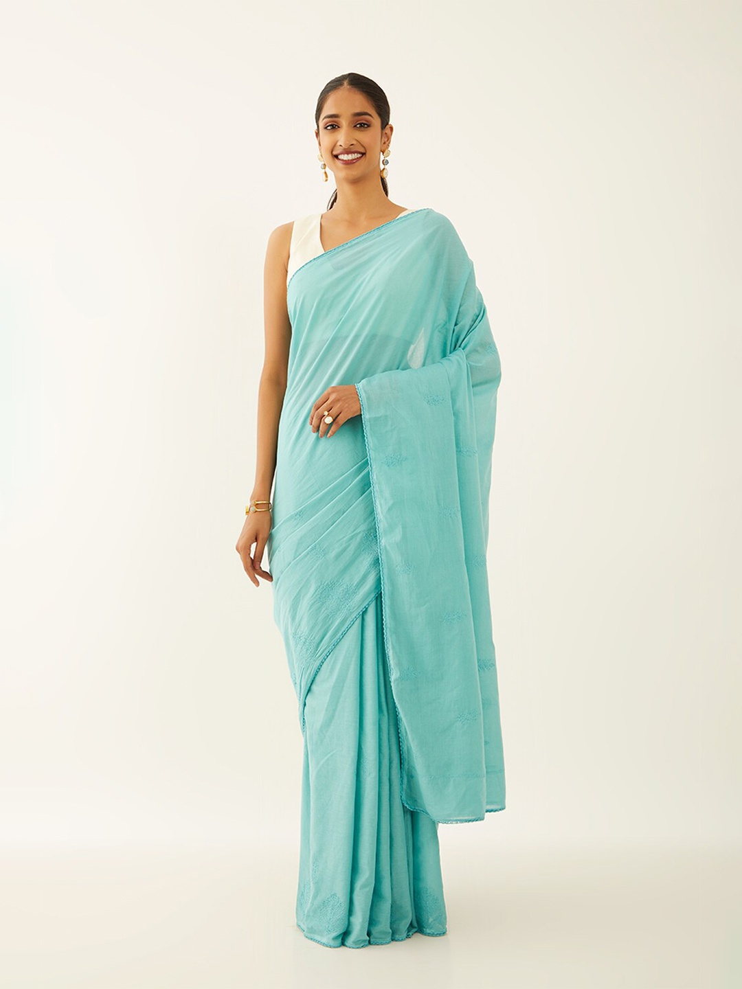 

Taneira Chikankari Embroidered Pure Cotton Saree, Sea green