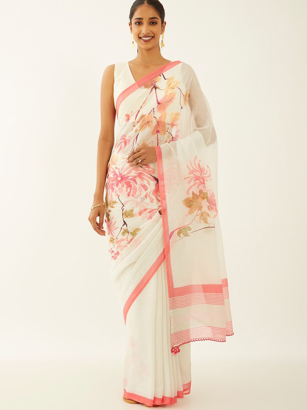 

Taneira Floral Printed Silk Cotton Saree, Off white
