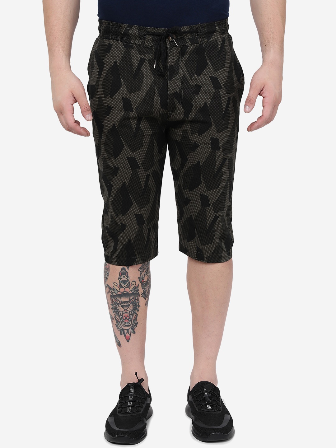 JADE BLUE Abstract Printed Slim Fit Knee Length Cotton Shorts, Green