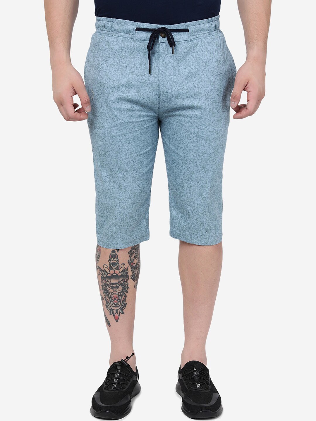 

JADE BLUE Men Floral Printed Slim Fit Pure Cotton Shorts