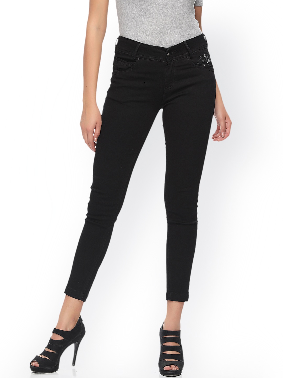 

Xblues Women Black Slim Fit Mid-Rise Clean Look Jeans