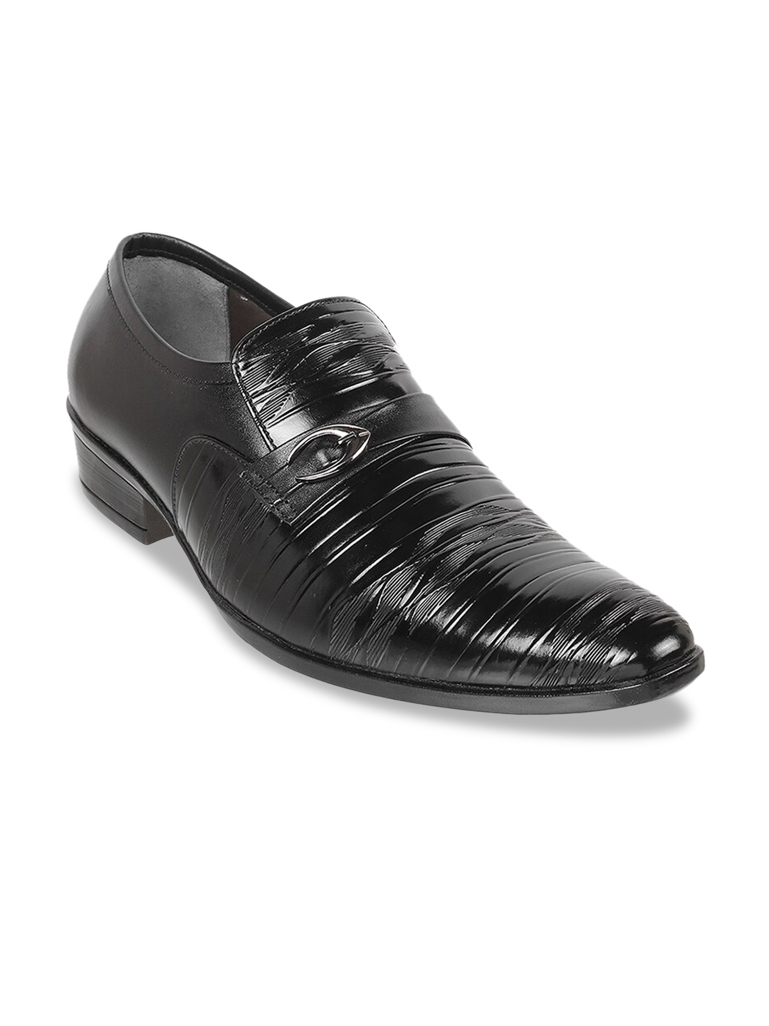

Metro Men Textured Formal Loafers, Black
