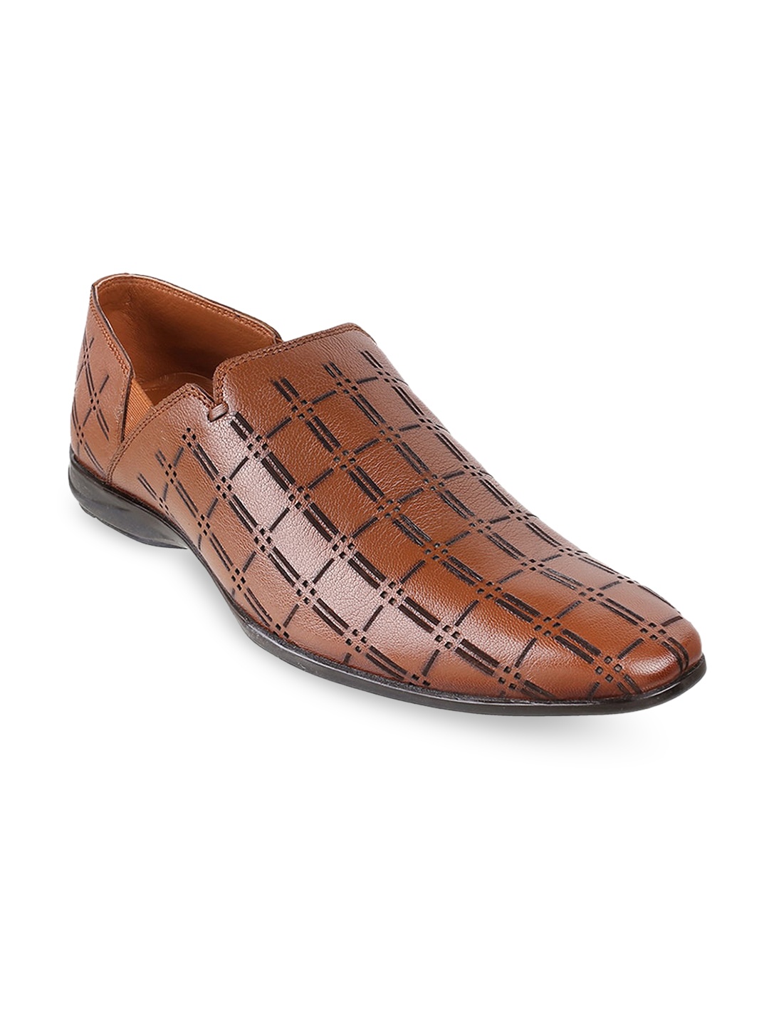 

Mochi Men Textured Formal Slip-On Shoes, Tan