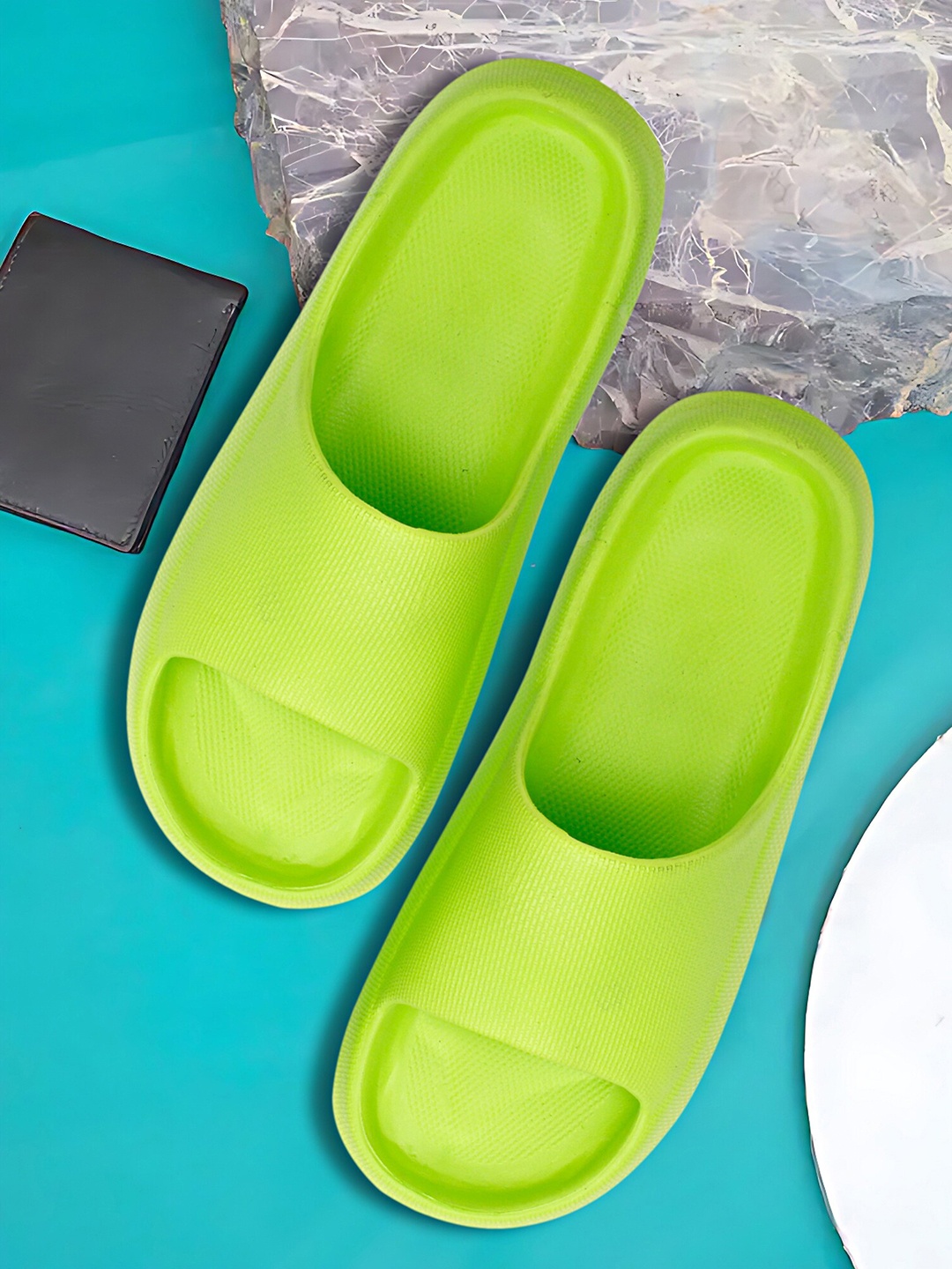 KRAASA Men Textured Sliders, Fluorescent green