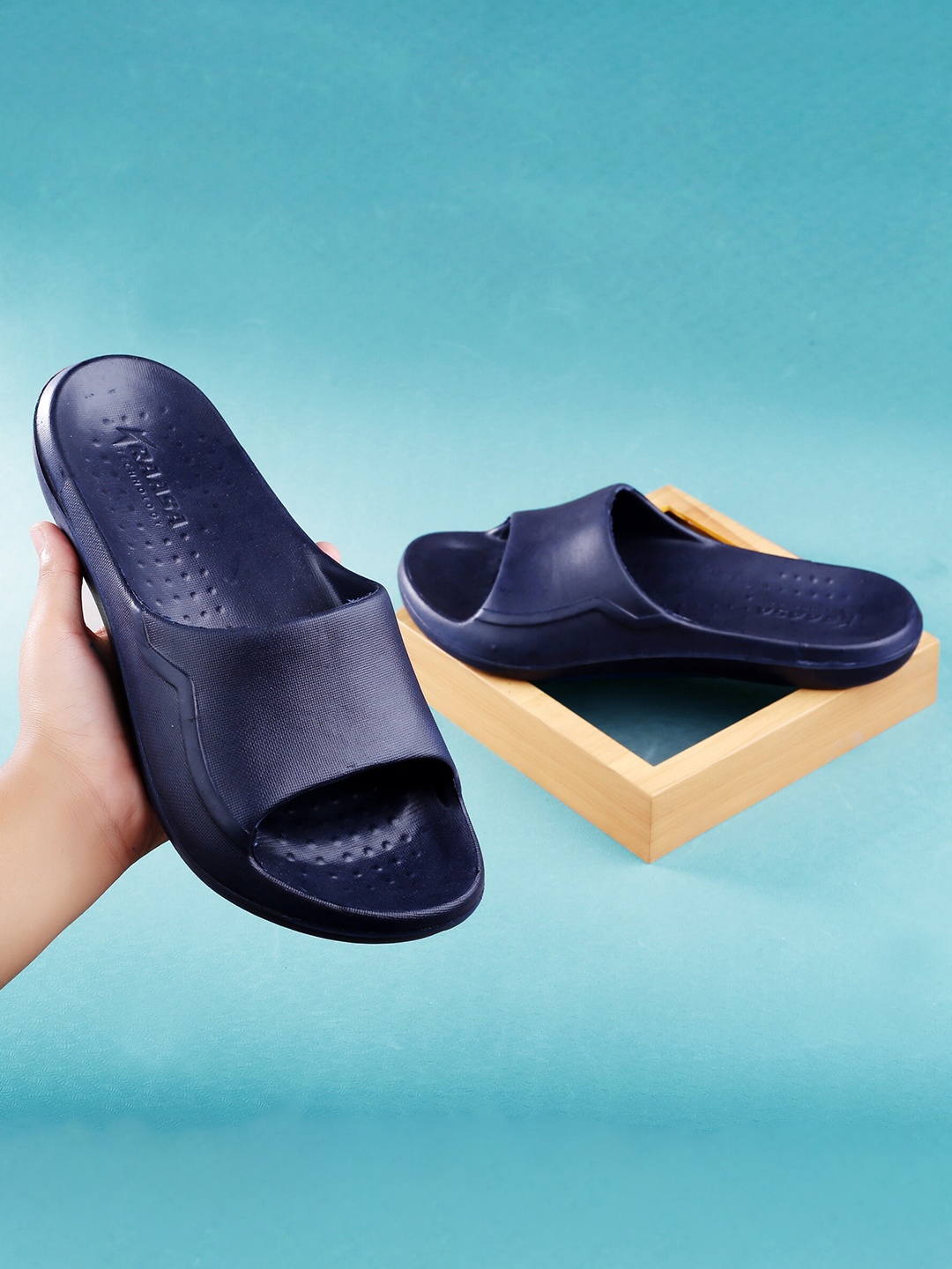 

KRAASA Men Textured Sliders, Navy blue