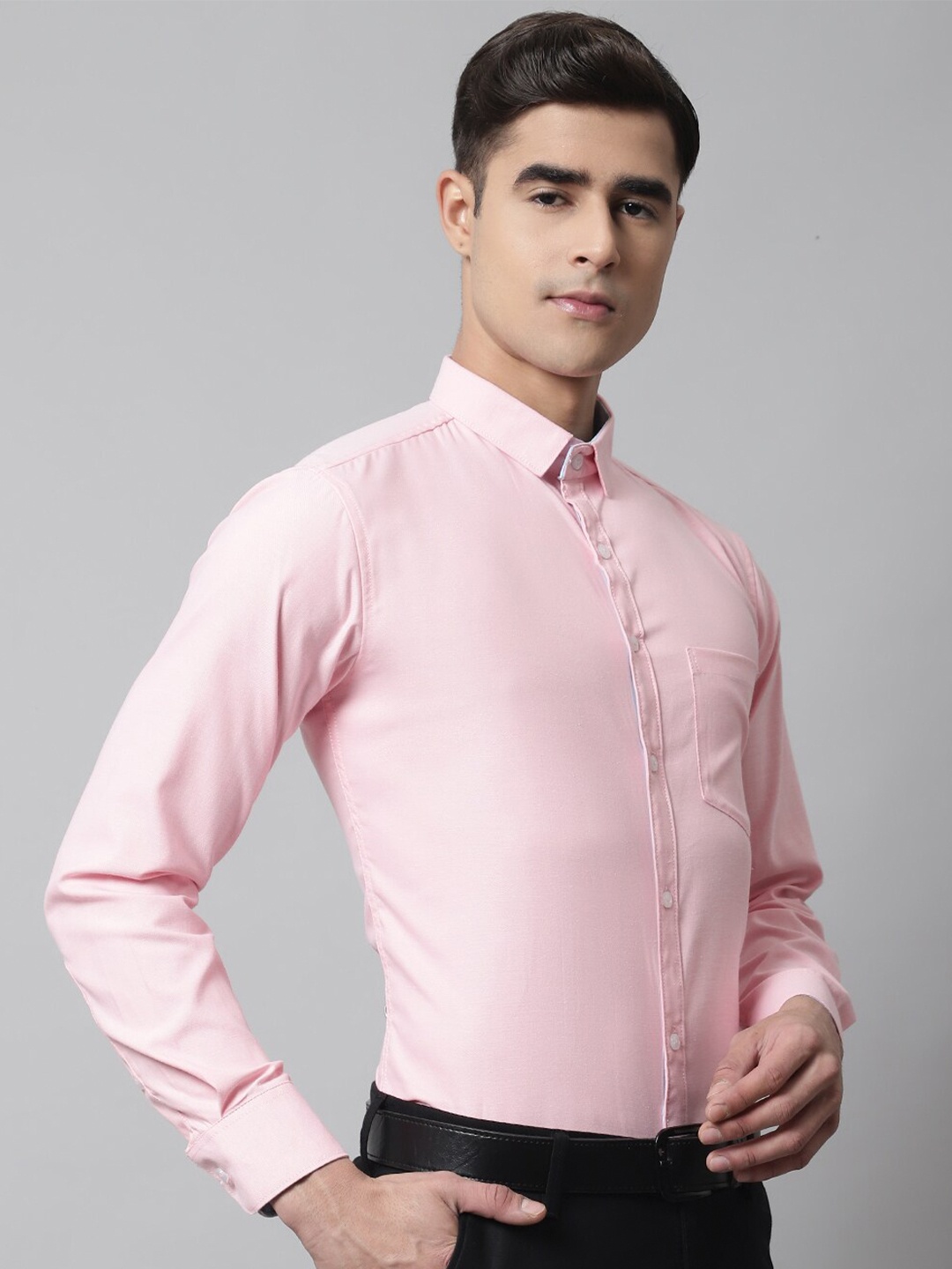 

Majestic Man Classic Spread Collar Slim Fit Formal Shirt, Pink