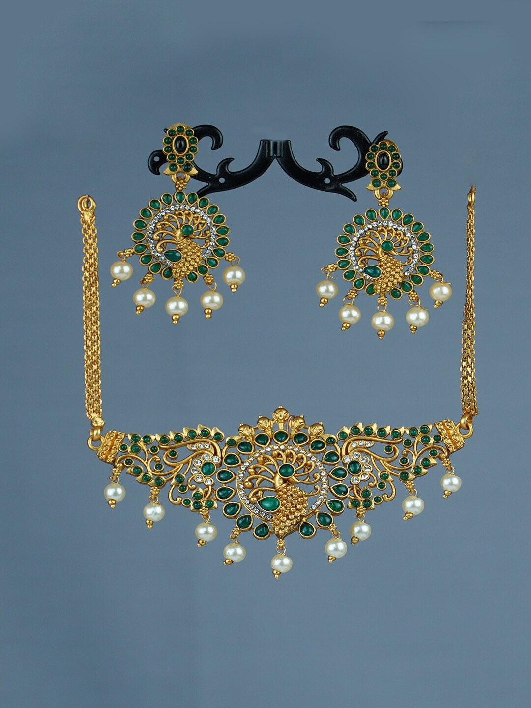 Diksha collection Gold-Plated Stone-Studded & Beaded Matte Finish Jewellery Set