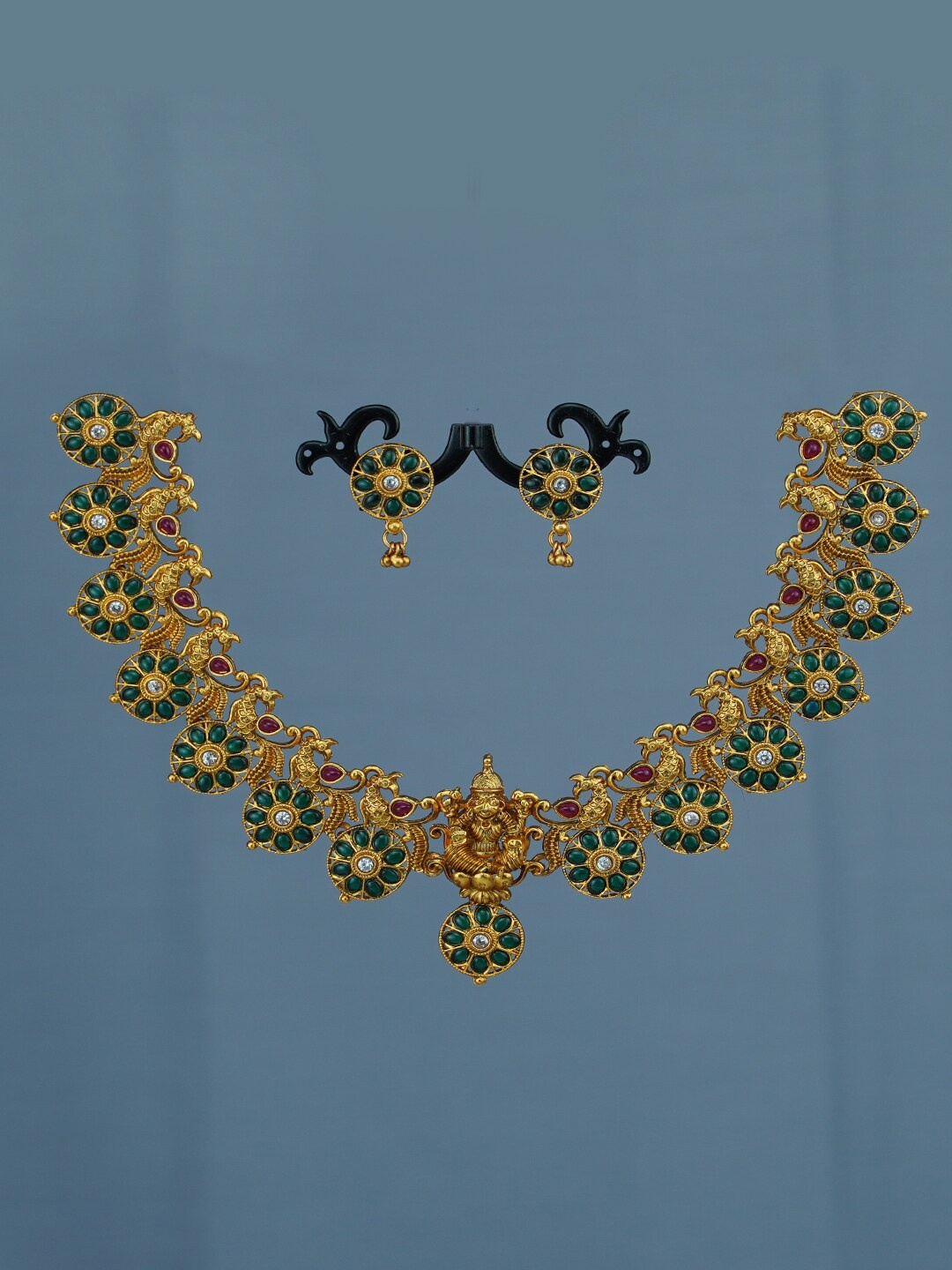 

Diksha collection Gold-Plated Stone-Studded Matte Finish Jewellery Set