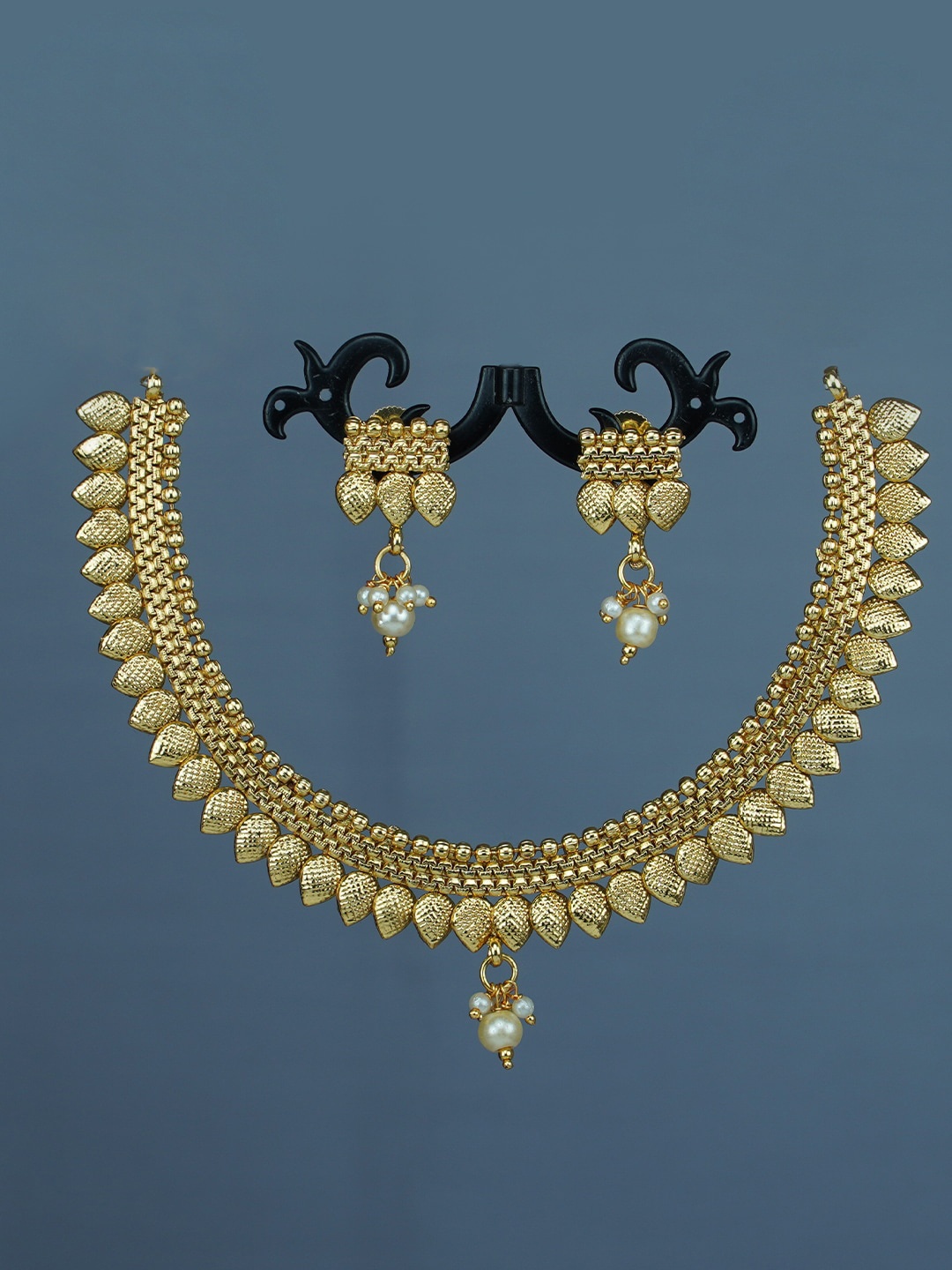 

Diksha collection Gold-Plated Beaded Matte Finish Jewellery Set