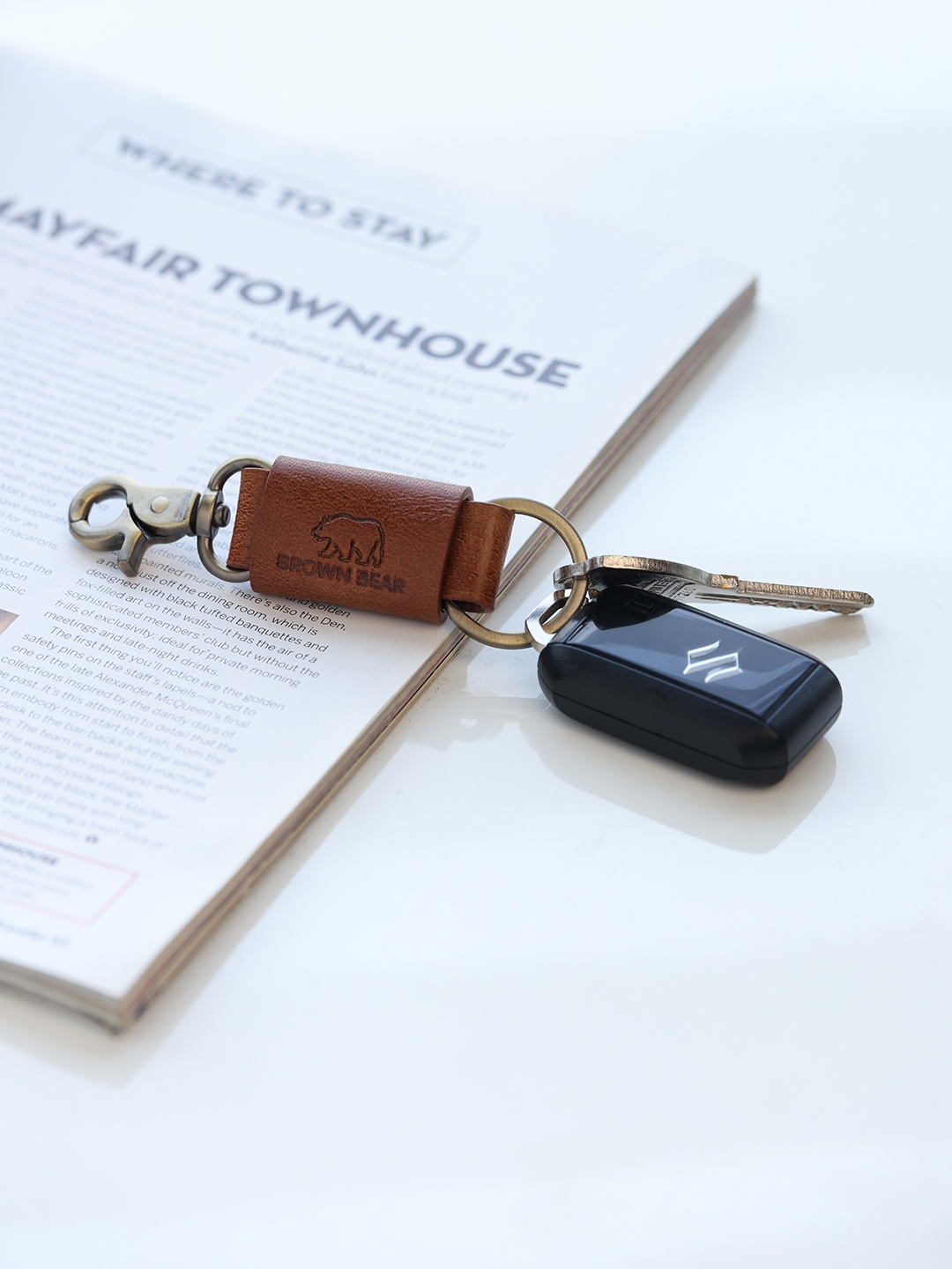 

BROWN BEAR Textured Leather Key Holder