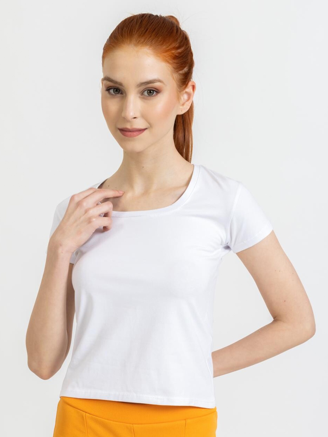 

PRET A TUER Square Collar Short Sleeves Top, White