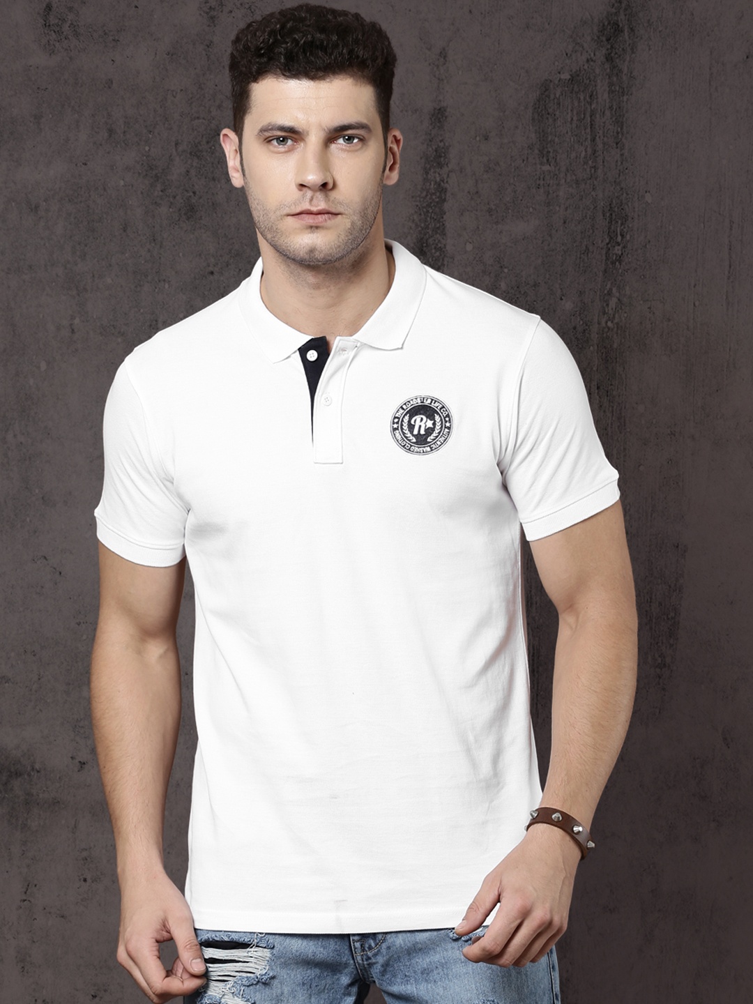 

Roadster Men White Solid Polo Collar T-shirt