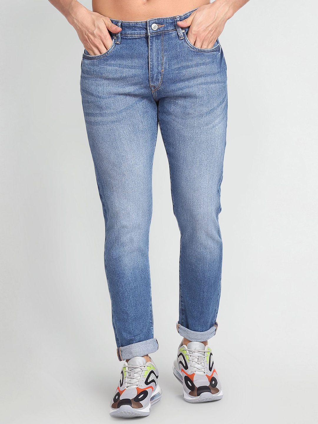 

Flying Machine Blue Slim Fit Light Fade Jeans