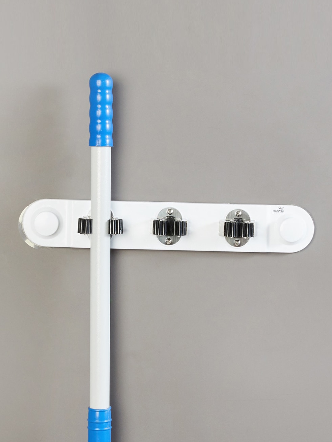 

Home Centre Orion Suction 3-Clip Polypropylene Mop Holder, White