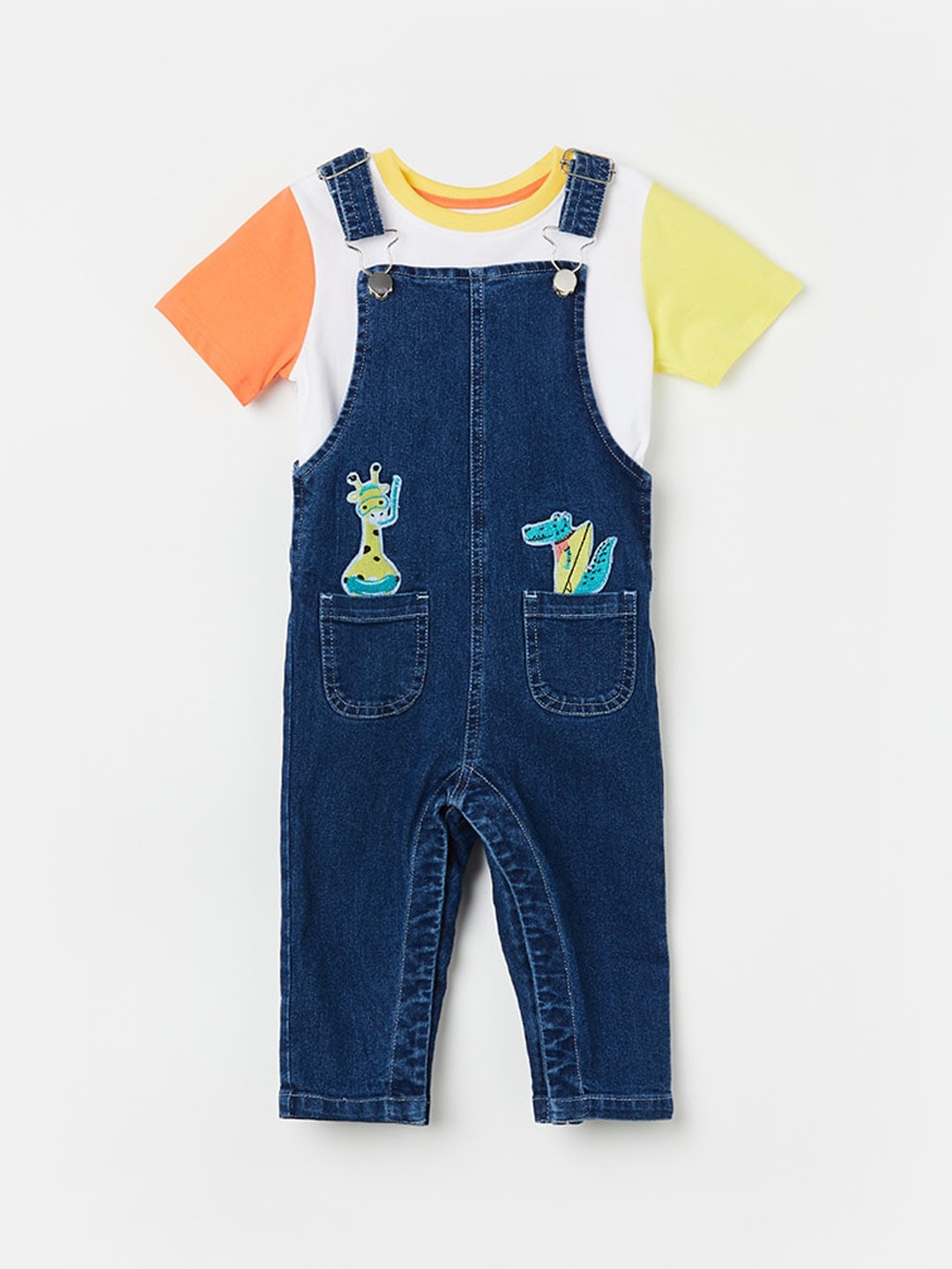 

Juniors by Lifestyle Boys Embroidered Straight Fit Cotton Denim Dungaree, Grey