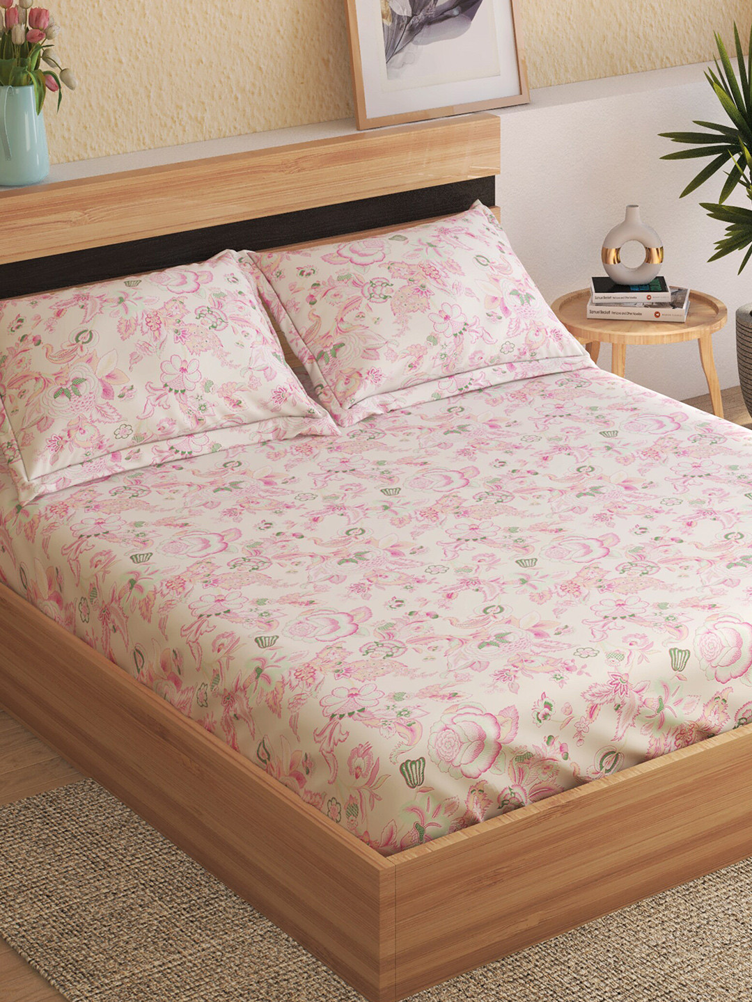 

Home Centre Grandeur White & Pink Floral 300 TC Cotton King Bedsheet With 2 Pillow Covers
