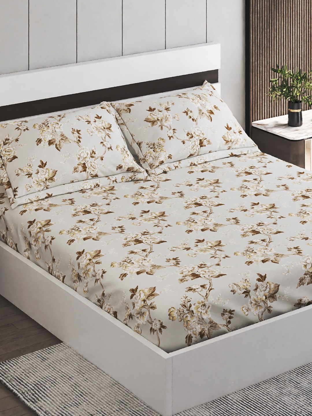 

Home Centre Grandeur Grey & Brown Printed 300 TC Cotton King Bedsheet & 2 Pillow Covers