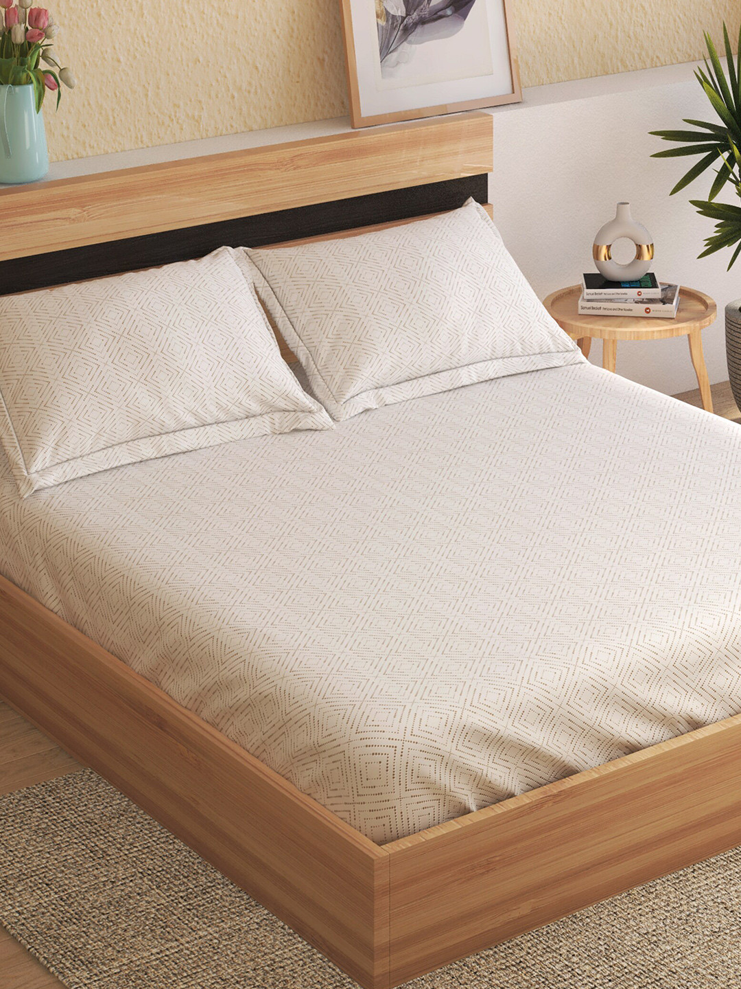 

Home Centre Grandeur White Geometric 300 TC Cotton Fitted King Bedsheet & 2 Pillow Covers