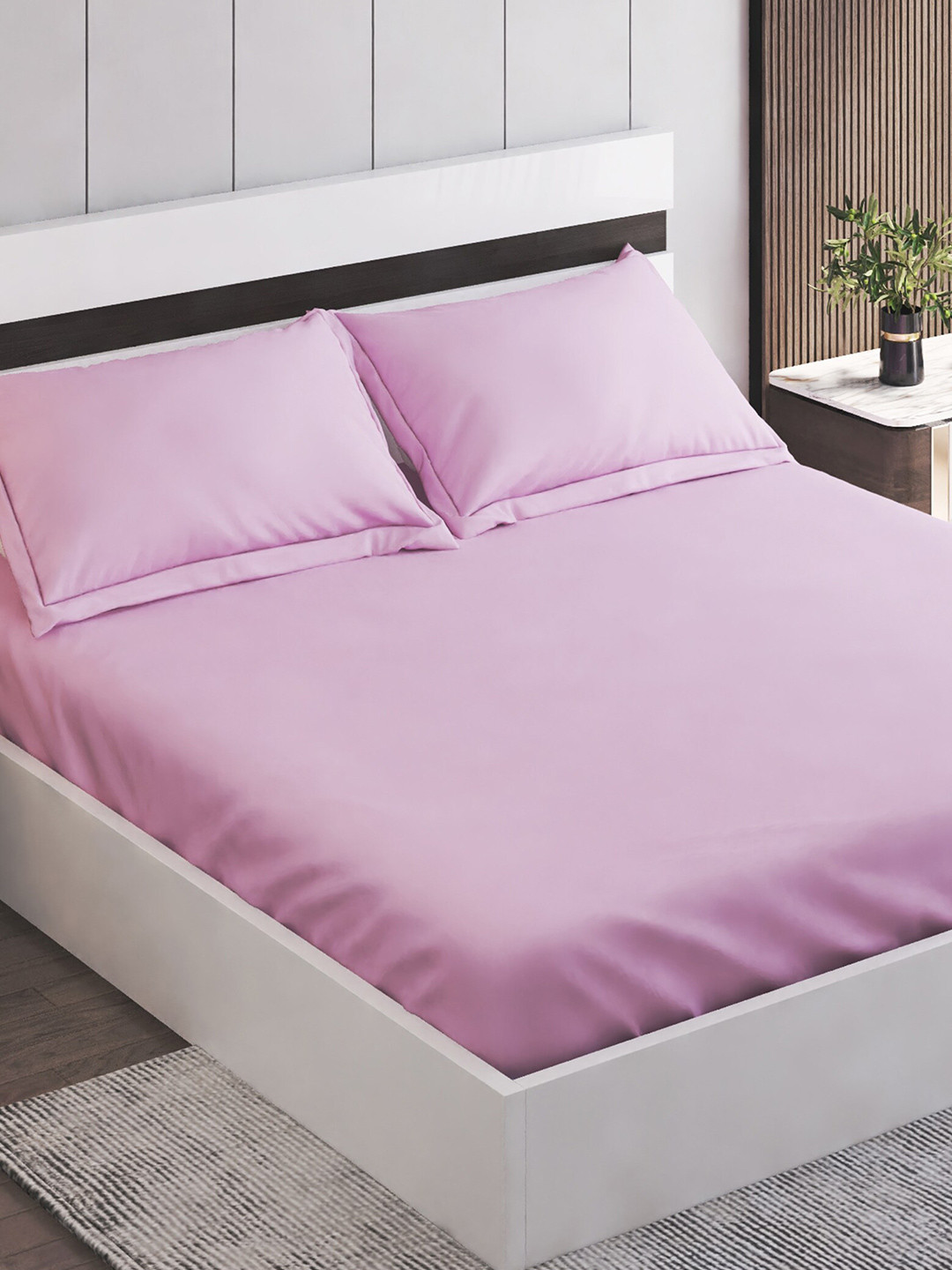 

Home Centre Colour Refresh Purple 144 TC Cotton King Bedsheet With 2 Pillow Covers
