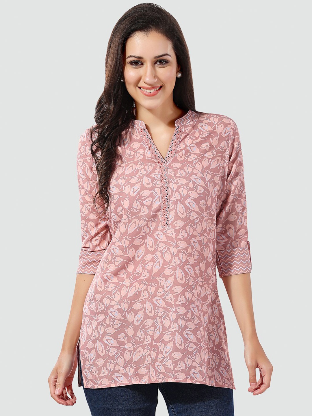 

Saree Swarg Floral Printed Roll Up Sleeves Kurti, Peach