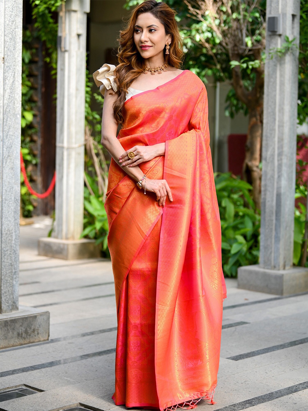 BEATITUDE Ethnic Woven Design Zari Banarasi Saree, Orange