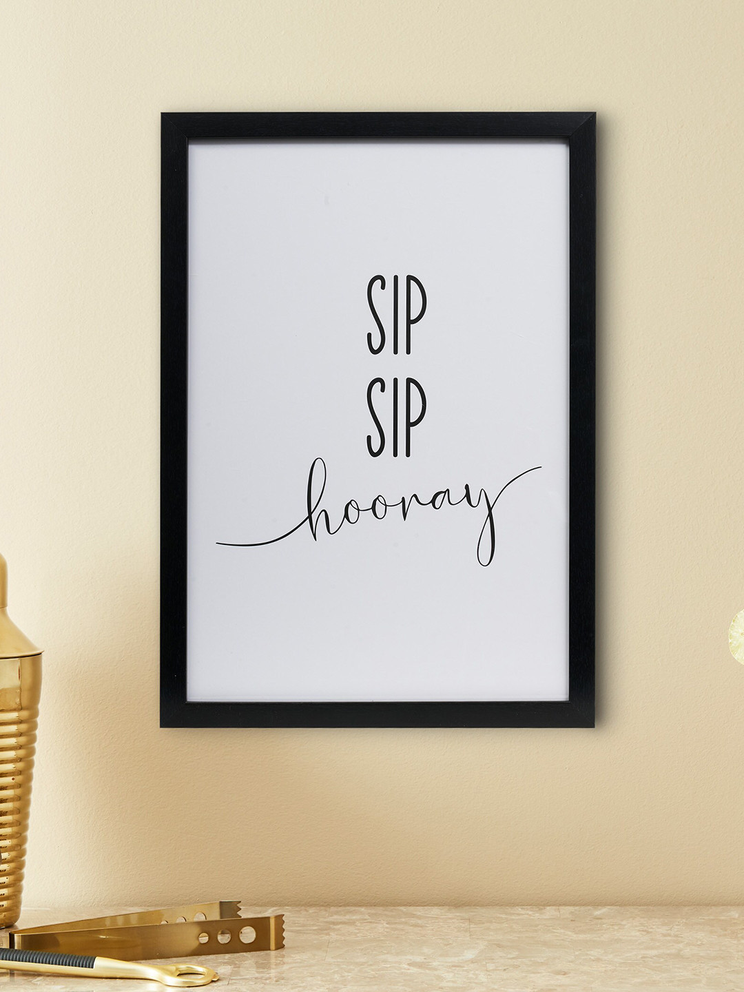 

Home Centre Spectrum Black & White Printed Wall Photo Frame