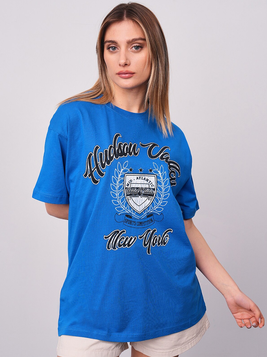 

PRET A TUER Typography Printed Drop Shoulder Sleeves Pure Cotton Oversized T-shirt, Blue