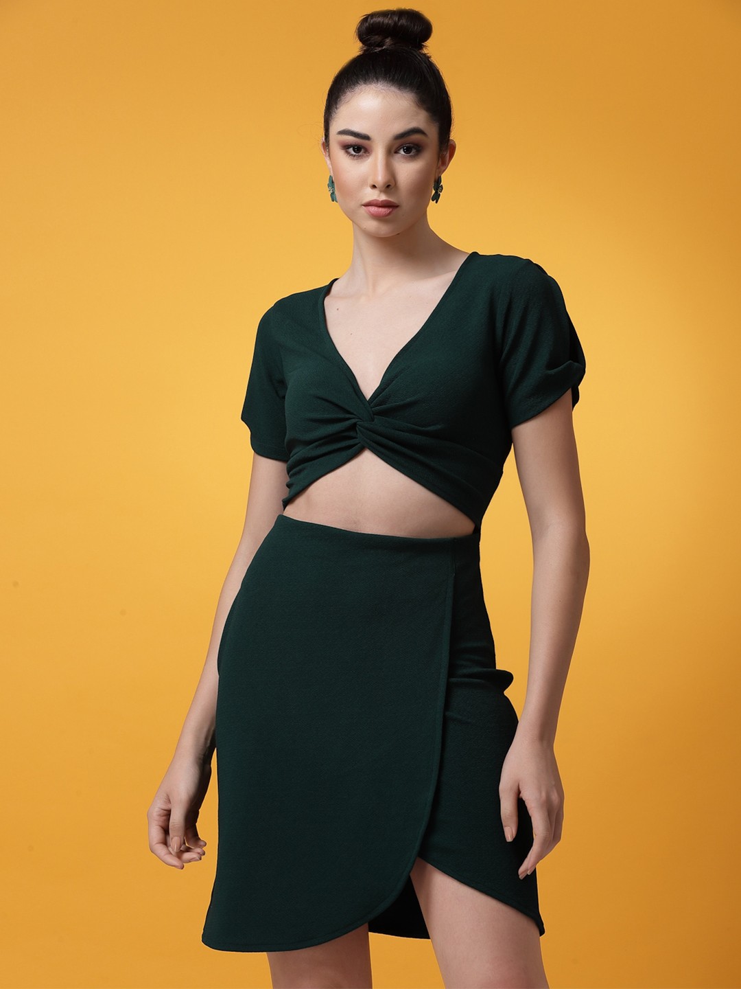 

Oomph! V-Neck Cut-Out Sheath Mini Dress, Green