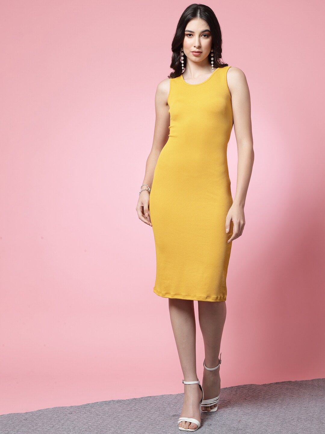 

Oomph! Round Neck Bodycon Dress, Yellow