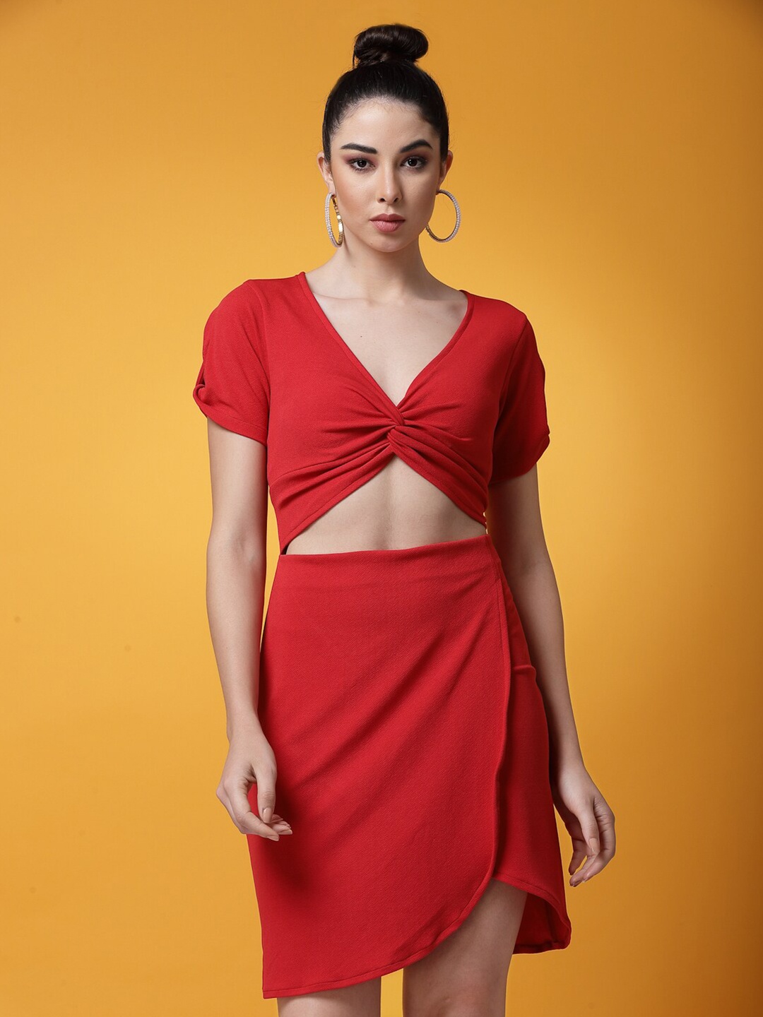 

Oomph! V-Neck Cut-Out Sheath Mini Dress, Red