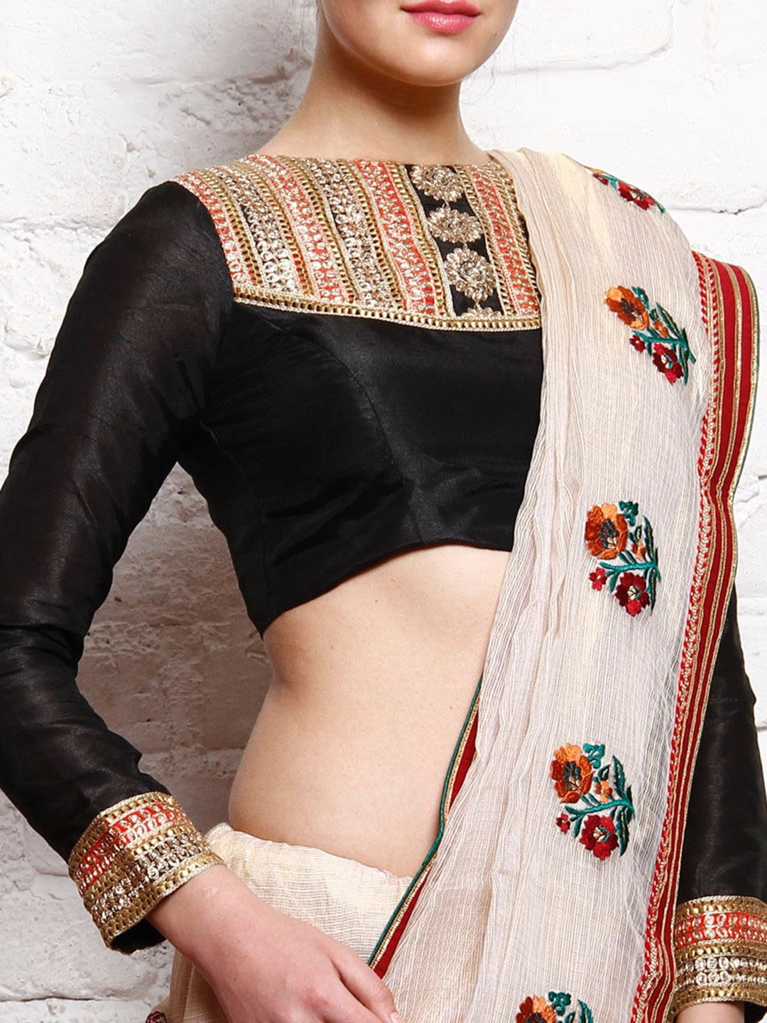 

KAANCHIE NANGGIA Metallic Thread Work Embroidered Round Neck Silk Saree Blouse, Black
