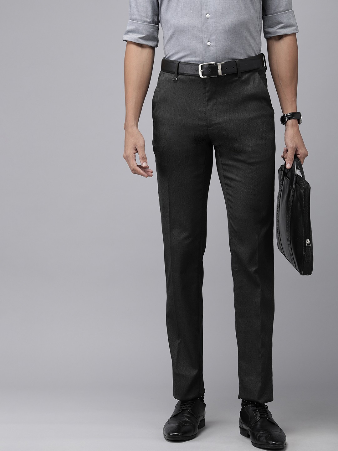 

Van Heusen Men Textured Slim Fit Trousers, Black