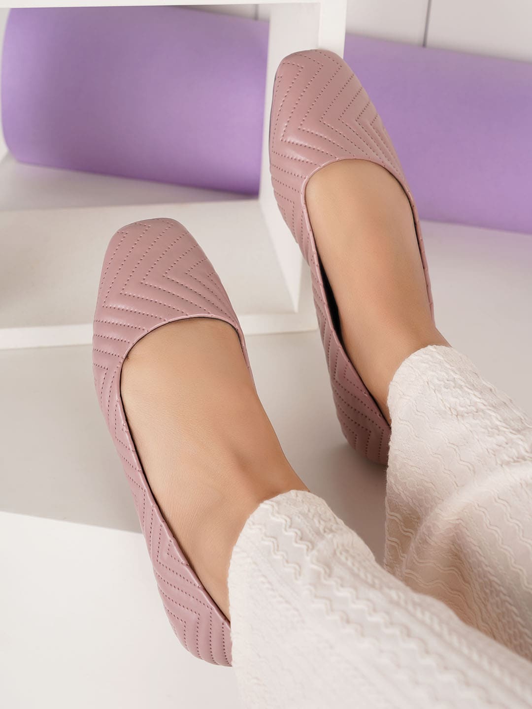 

DressBerry Rose Square Toe Textured Ballerinas