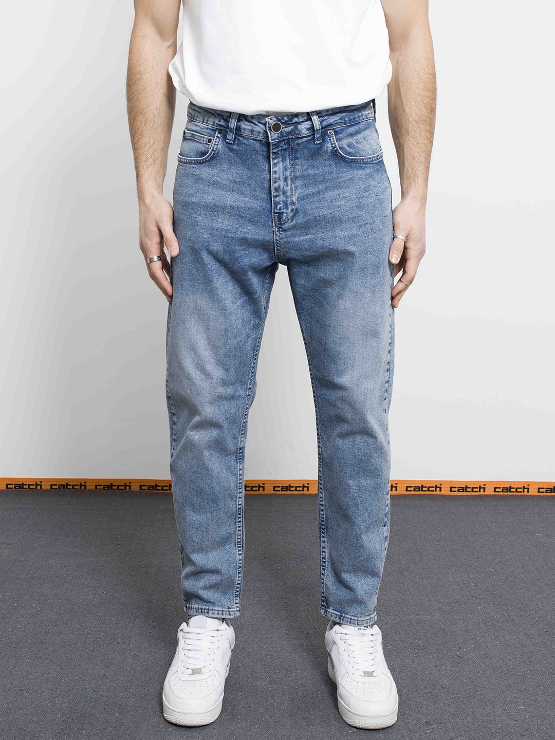 

catch Men Light Fade Stretchable Jeans, Blue