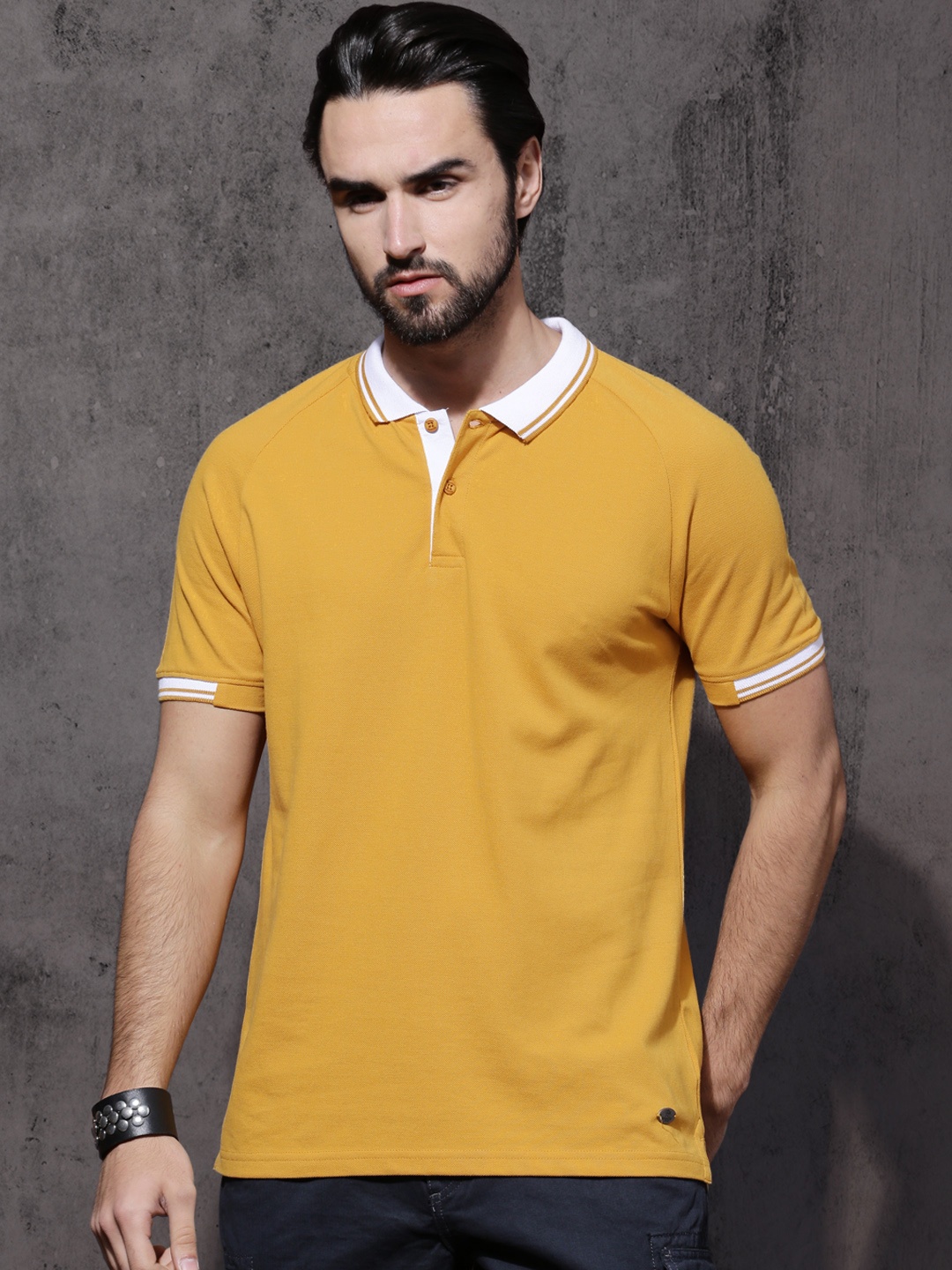 

Roadster Men Yellow Polo Pure Cotton T-shirt with Contrast Collar Cuff Tipping