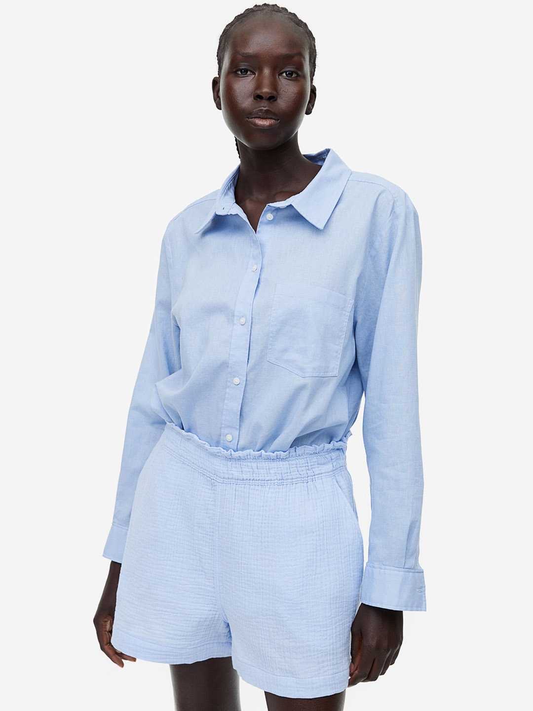 

H&M Women Crinkled Pure Cotton Shorts, Blue