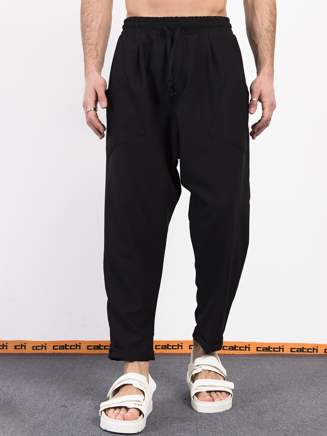 

catch Men Loose Fit Track Pants, Black