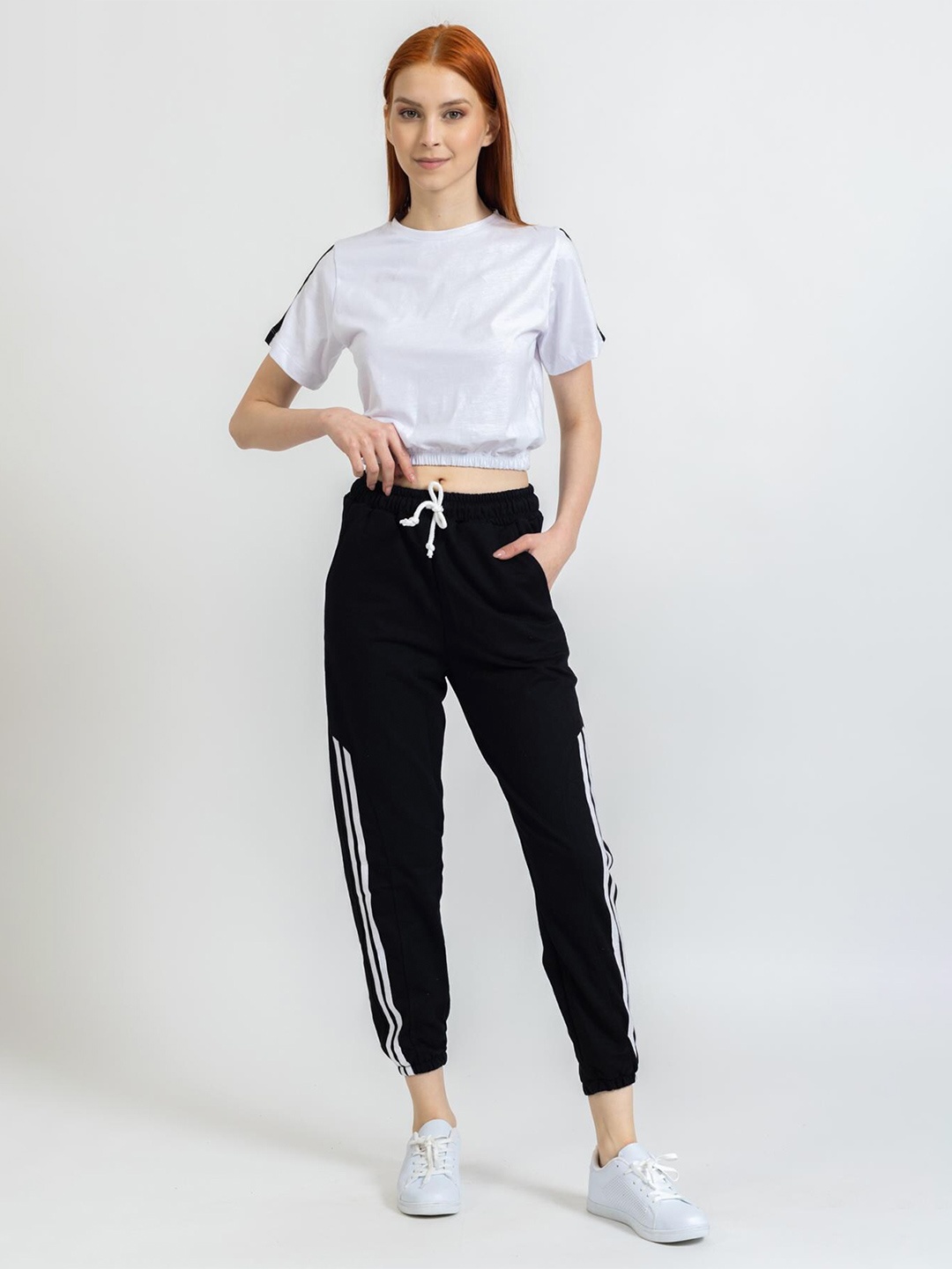 

PRET A TUER Women Pure Cotton Crop Top and Track Pants, Black