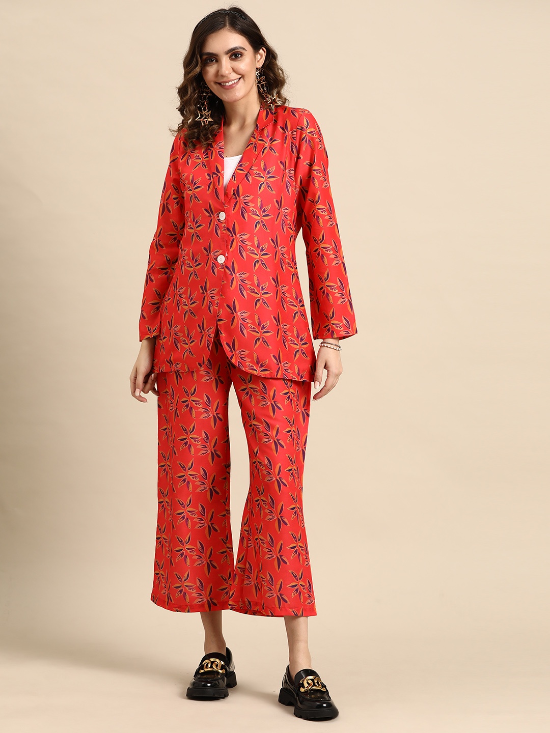 

Sangria Women Floral Printed Co-Ords, Red