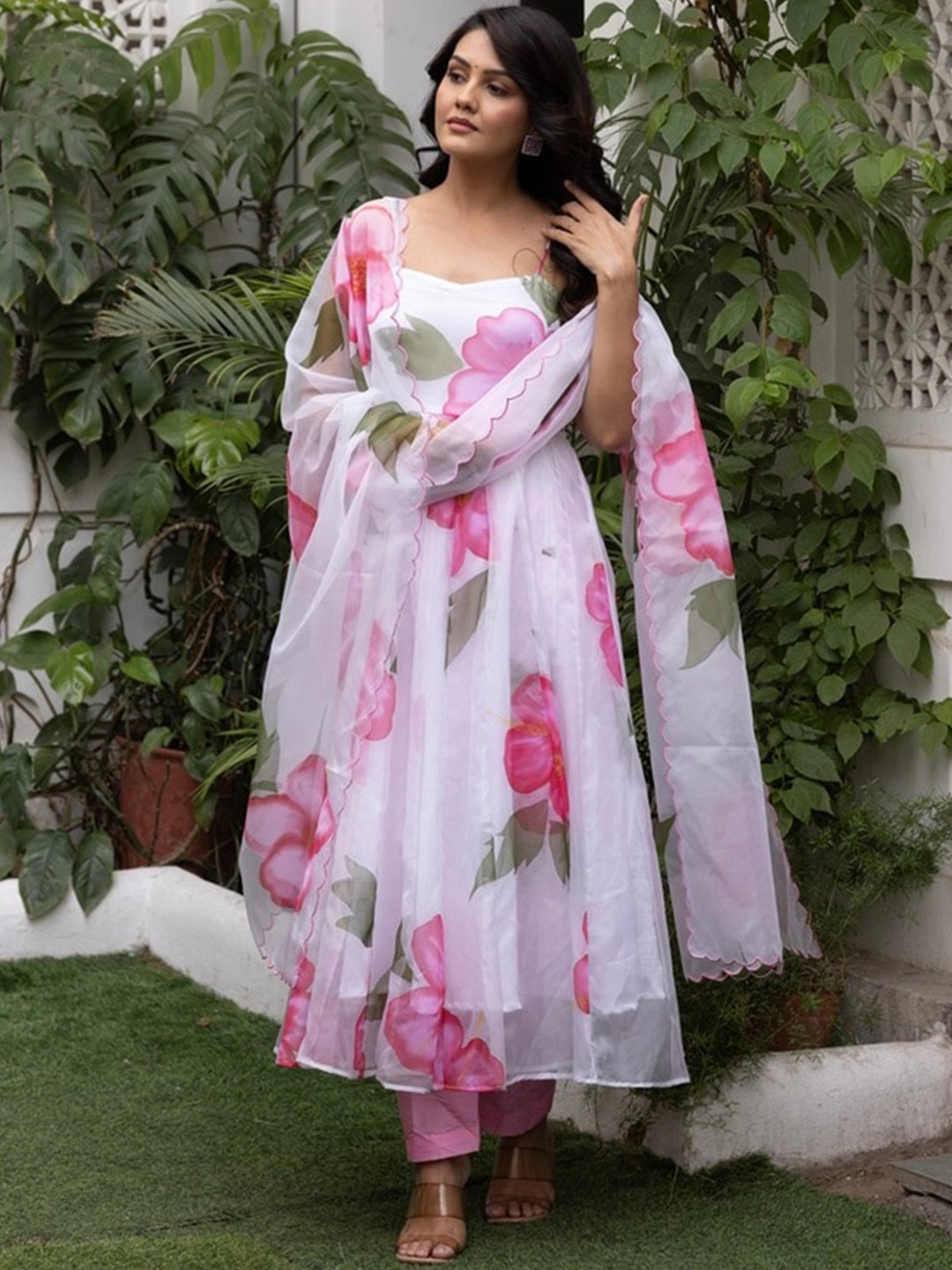 

OneWe Floral Printed Shoulder Straps Kurta With Trousers & Dupatta, White
