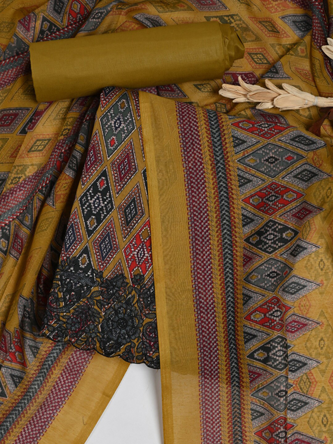 

Meena Bazaar Printed Unstitched Dress Material, Mustard