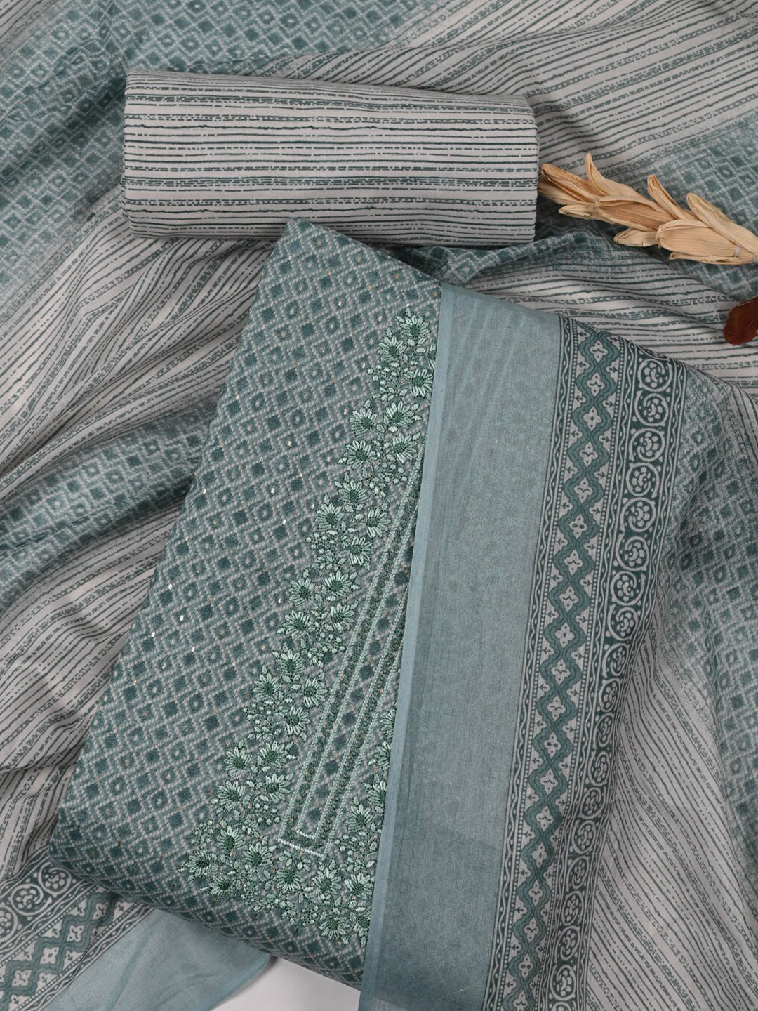 

Meena Bazaar Printed Unstitched Dress Material, Blue