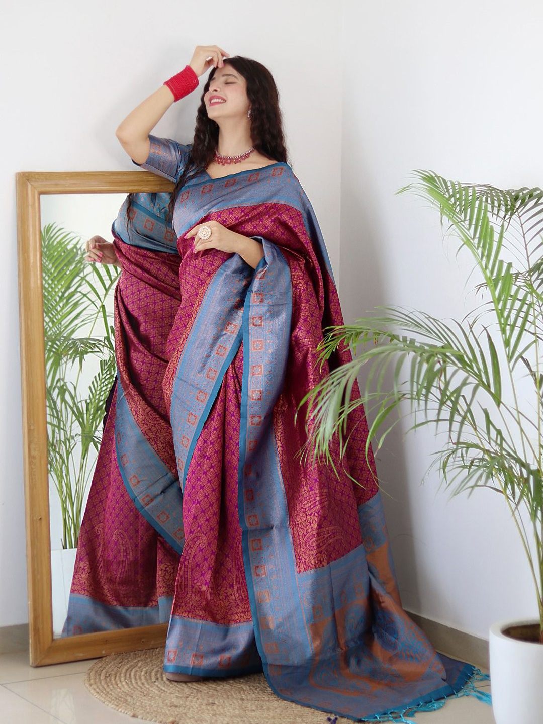 TIEXA Ethnic Motifs Woven Design Zari Pure Silk Banarasi Saree, Magenta