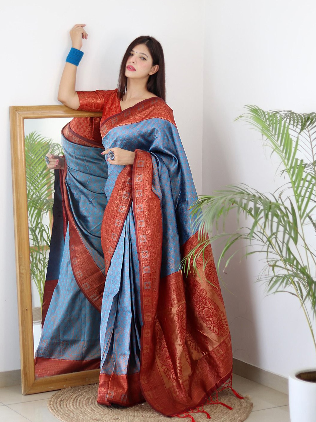 

TIEXA Ethnic Motifs Woven Design Pure Silk Banarasi Saree, Turquoise blue